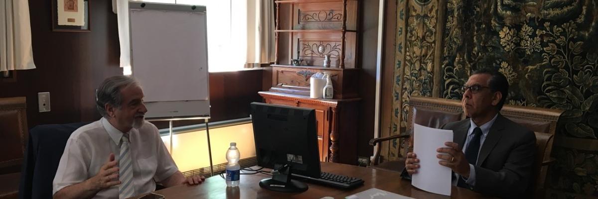 Conferencia del rector de la Universidad para el Desarrollo Andino (Perú)