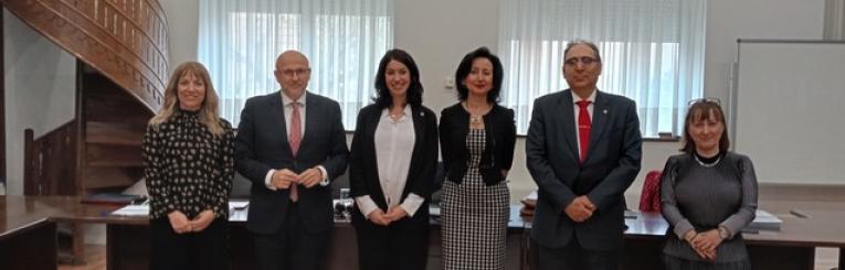 Concurso público Profesor Permanente Laboral